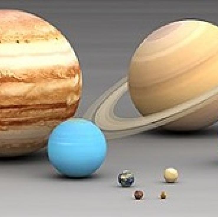 Solar system planets size comparison.